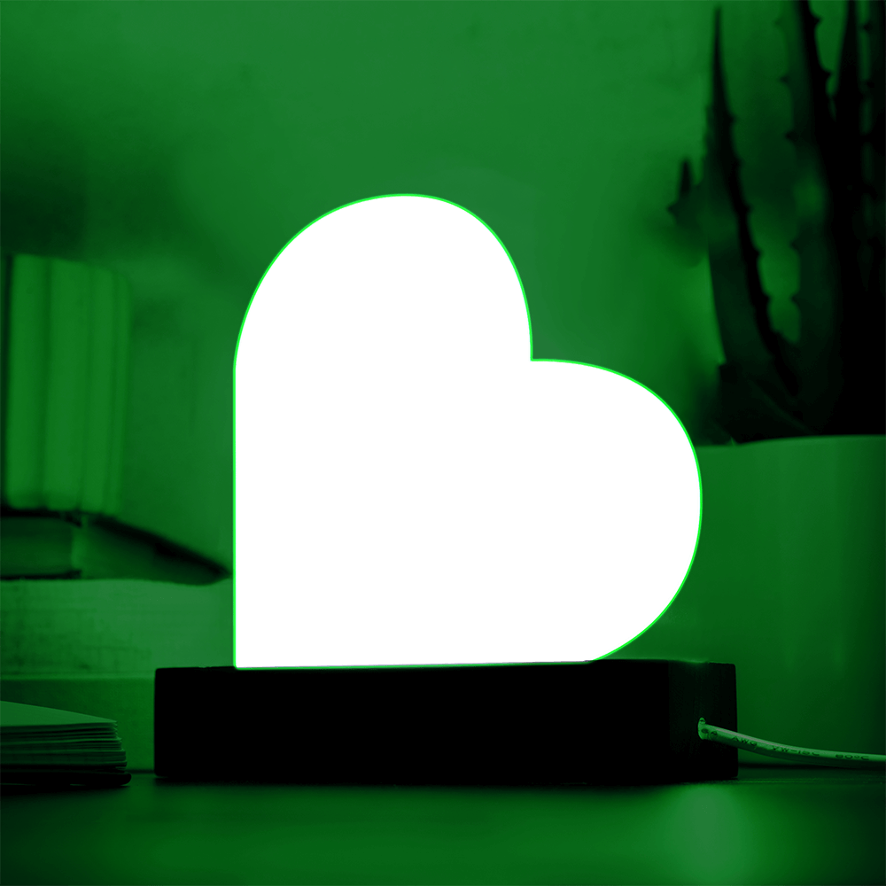 Plaque en acrylique gravée en forme de cœur