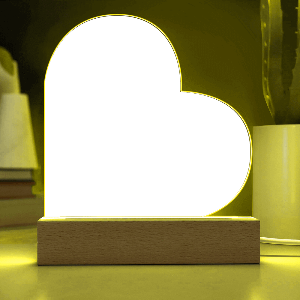 Plaque en acrylique gravée en forme de cœur